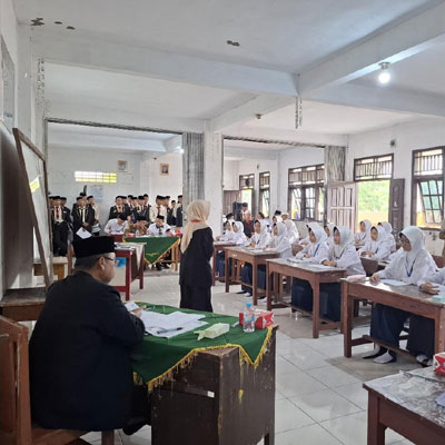 Pendekatan Pendidikan Holistik