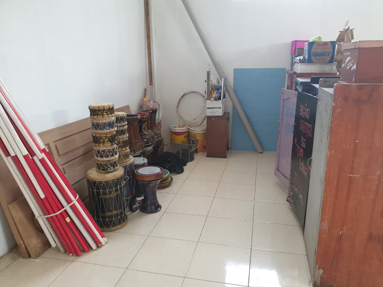 RUANG OSISOP4M PUTRI